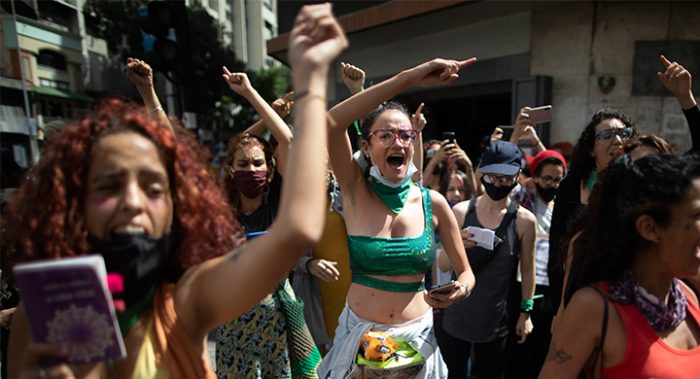 Venezuela: Kadınlar Anneliğe Zorlanıyorlar!