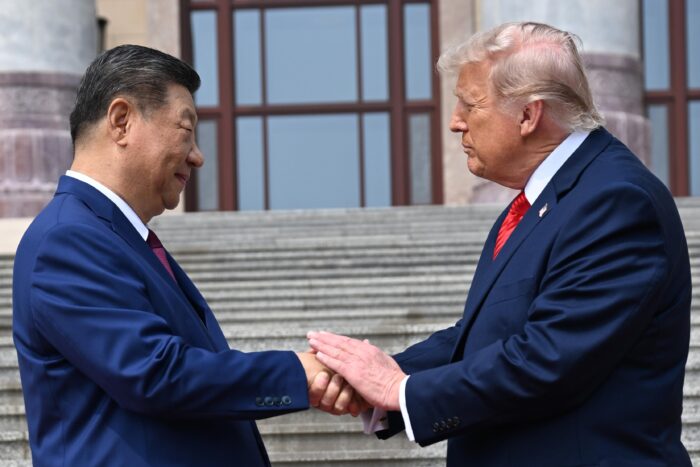 Trump-Xi Jinping Zirvesi: Rekabetin Yoğunlaştığı ve Savaş Tehlikesinin Arttığı Bir Dönemde Yüksek Riskli Diplomasi